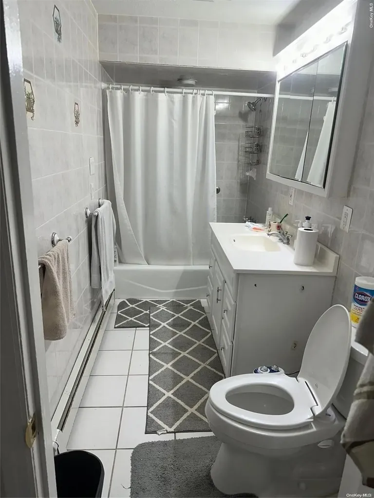43 Crag Lane Levittown NY 11756