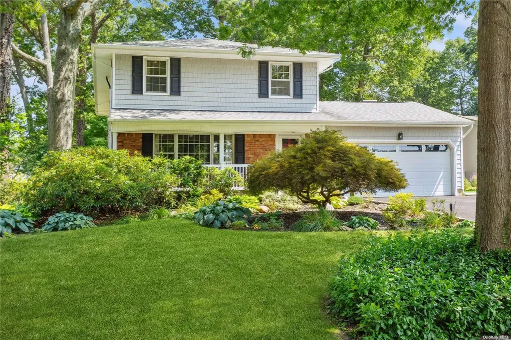 17 Pimlico Drive Commack NY 11725