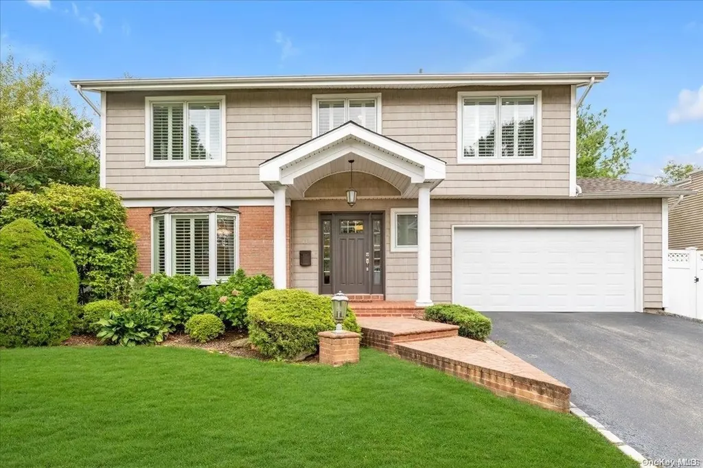 14 Sagamore Way S Jericho NY 11753