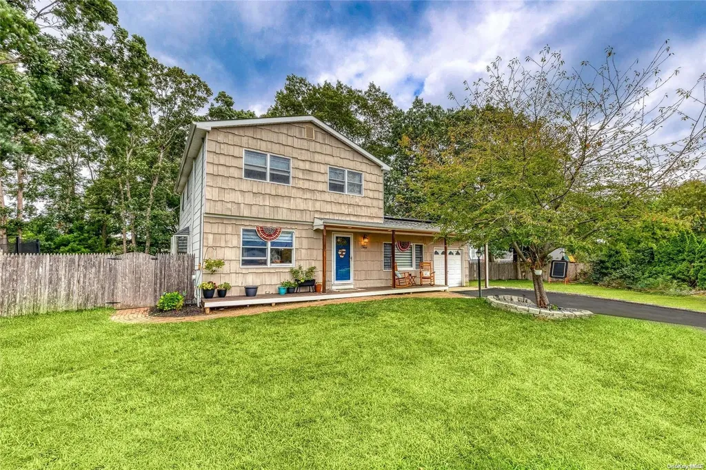 5 Ram Court Patchogue NY 11772