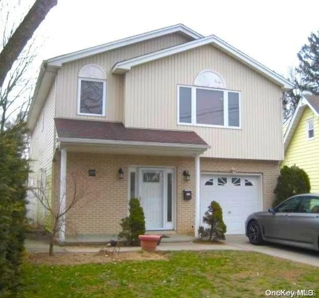2357 Harrison Avenue Baldwin NY 11510