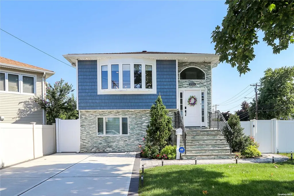 2729 Boundary Road Bellmore NY 11710