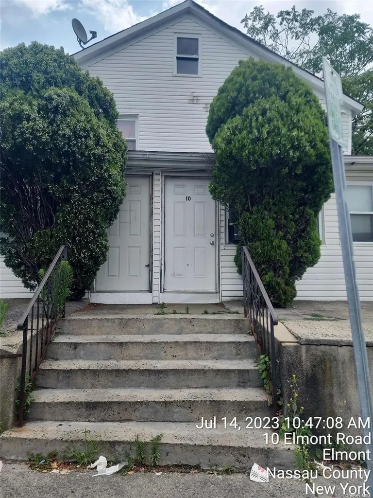 10 Elmont Road Elmont NY 11003
