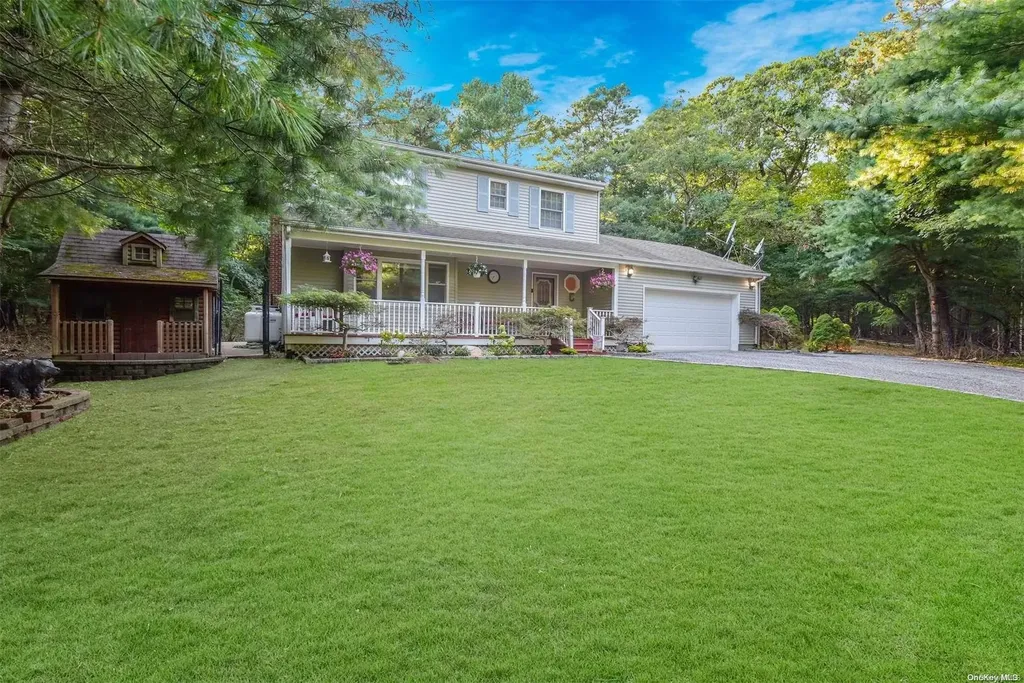 182 Ashton Road Middle Island NY 11953
