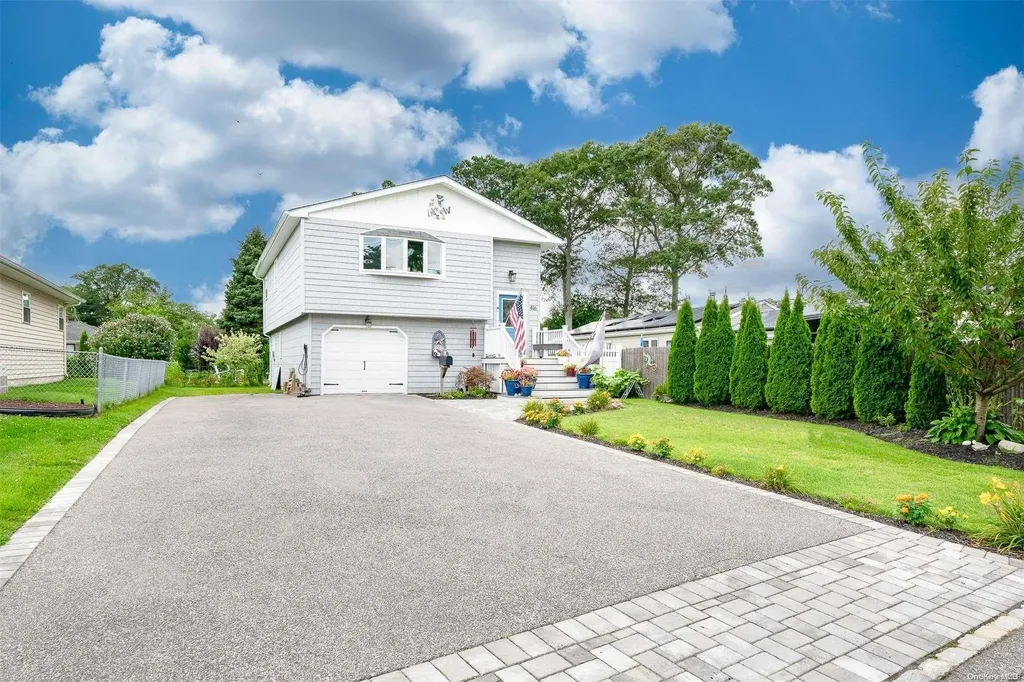 416 Litchfield Avenue Babylon NY 11702