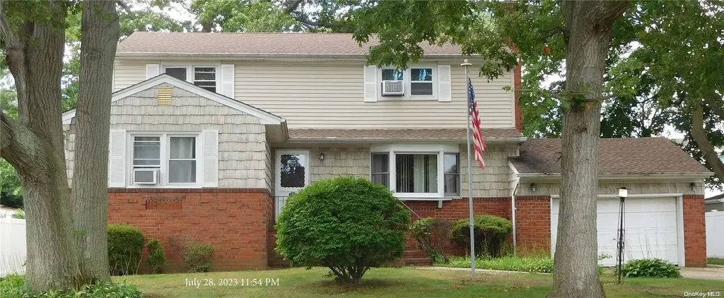 1314 13th Street West Babylon NY 11704