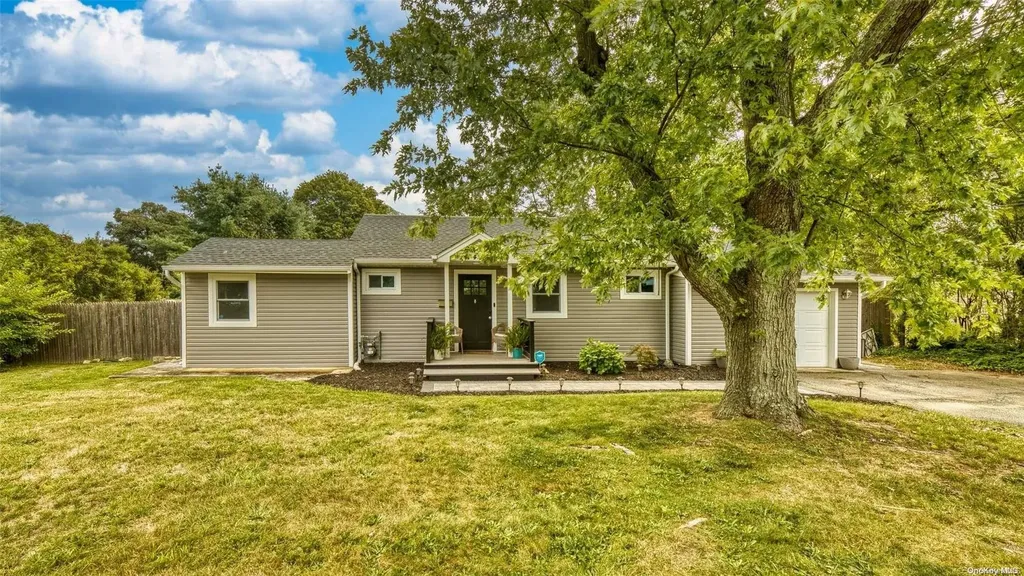 1465 Manatuck Boulevard Bay Shore NY 11706