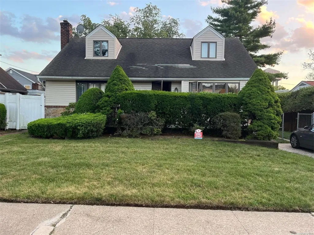 Elmont NY 11003