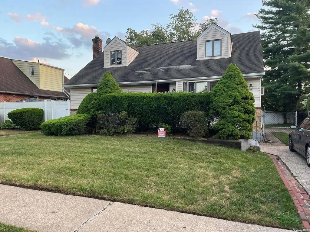 Elmont NY 11003