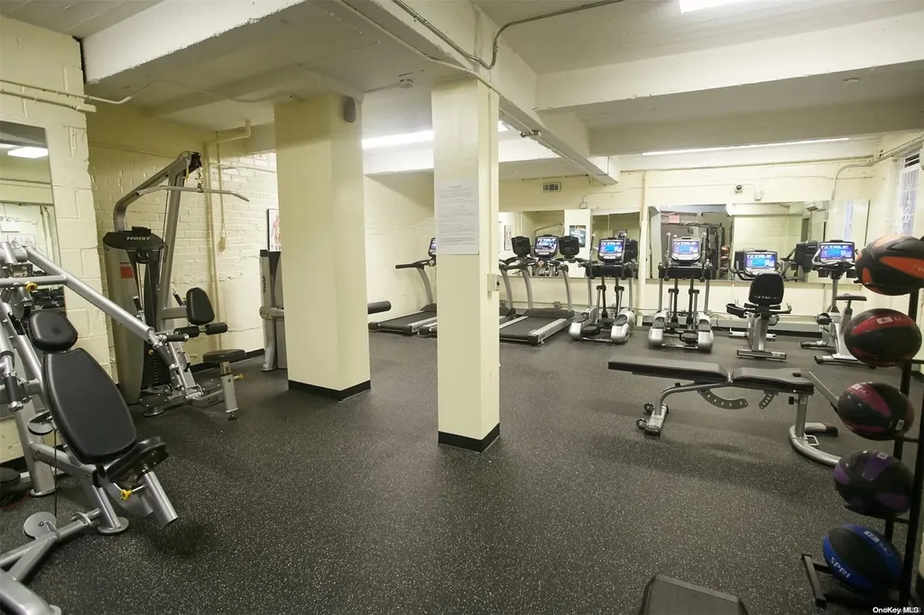 84-01 Main Street Briarwood NY 11435