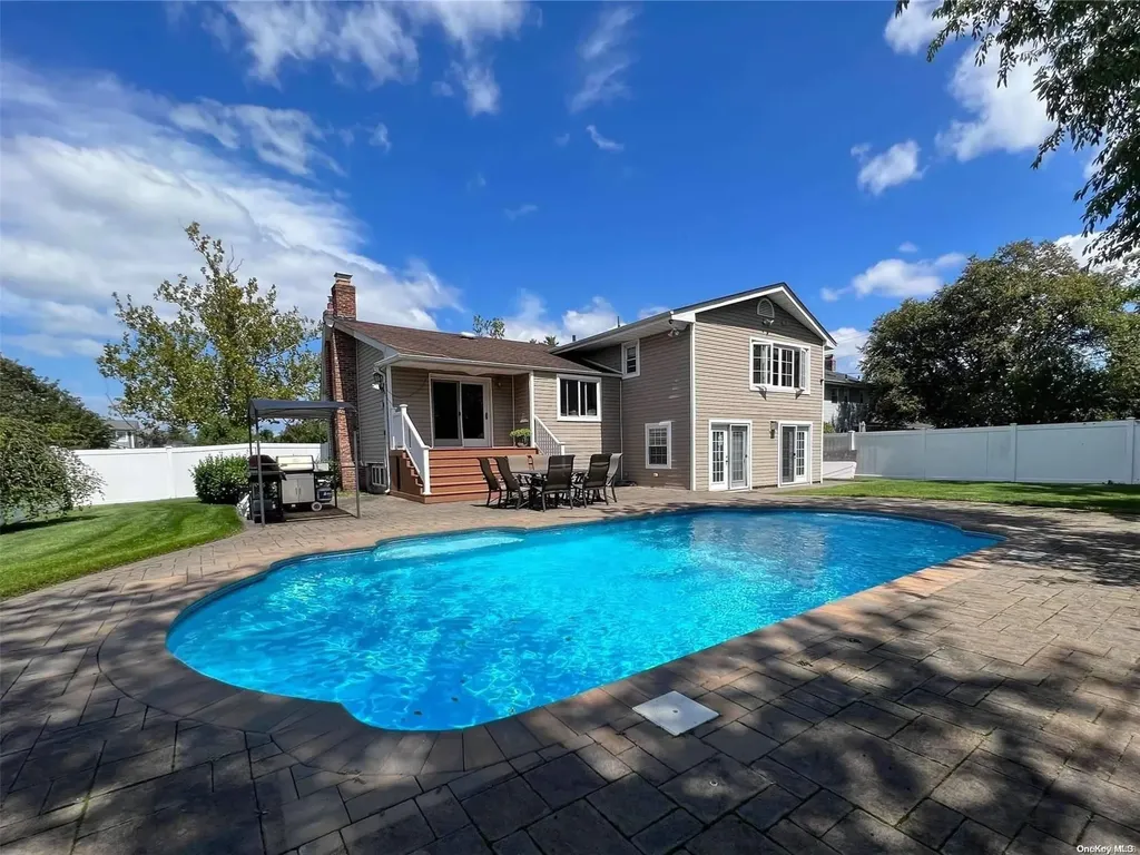 47 Orange Drive Jericho NY 11753
