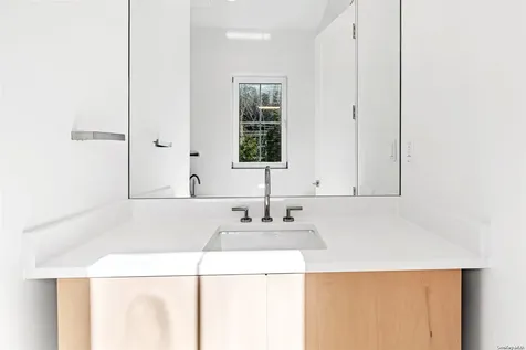 354 Saint Andrews Road Southampton NY 11968