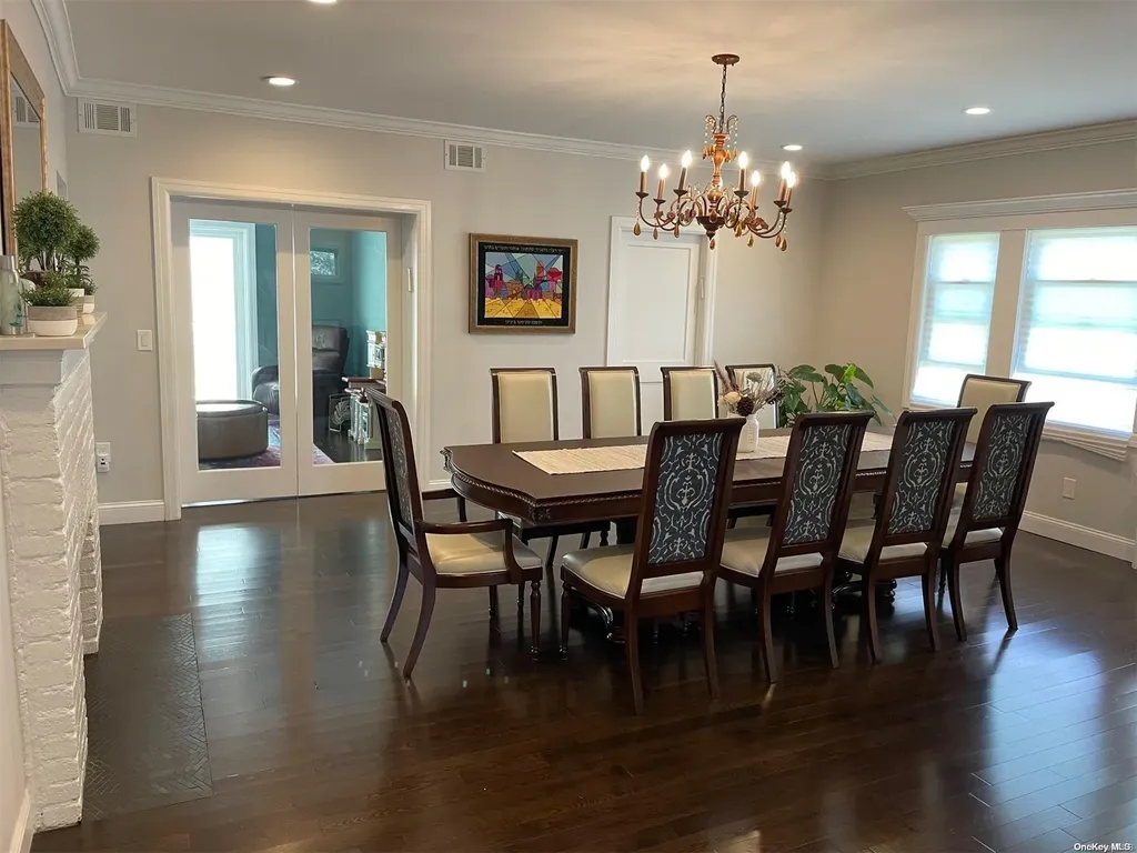 322 Madison Avenue Cedarhurst NY 11516