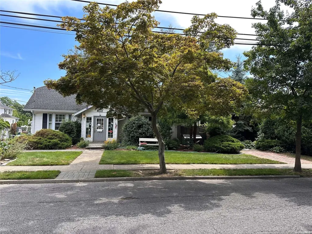 245 Mount Joy Avenue Freeport NY 11520