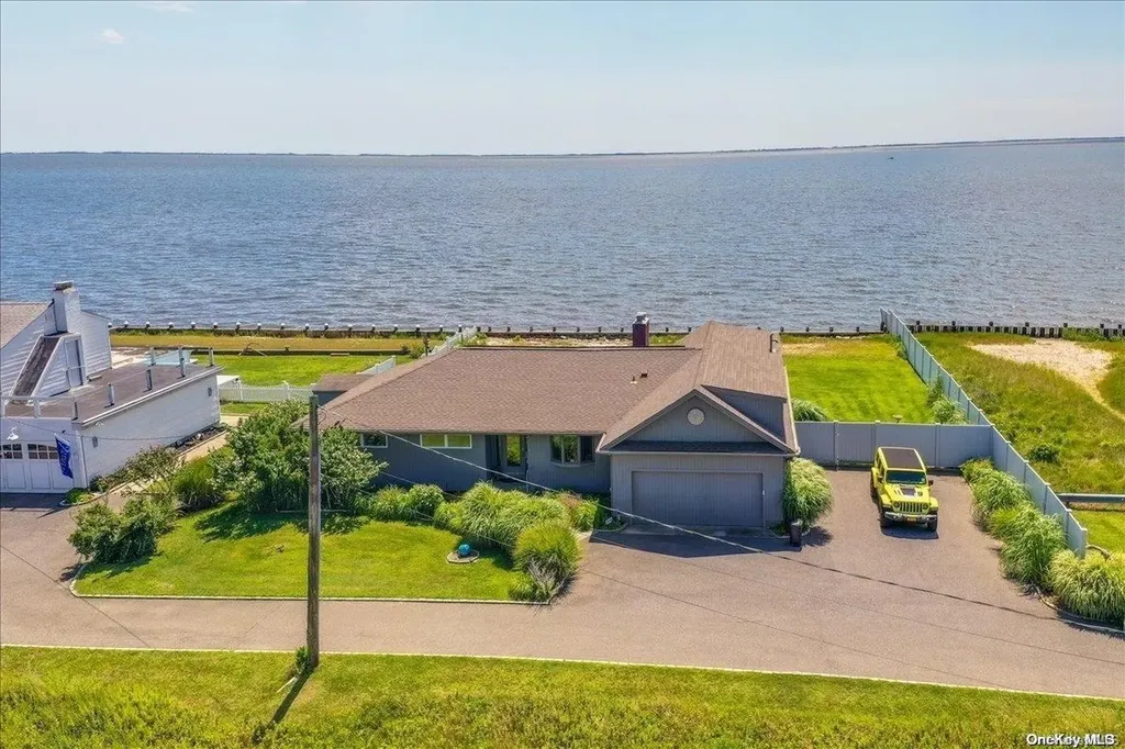 501 Grove Avenue Patchogue NY 11772