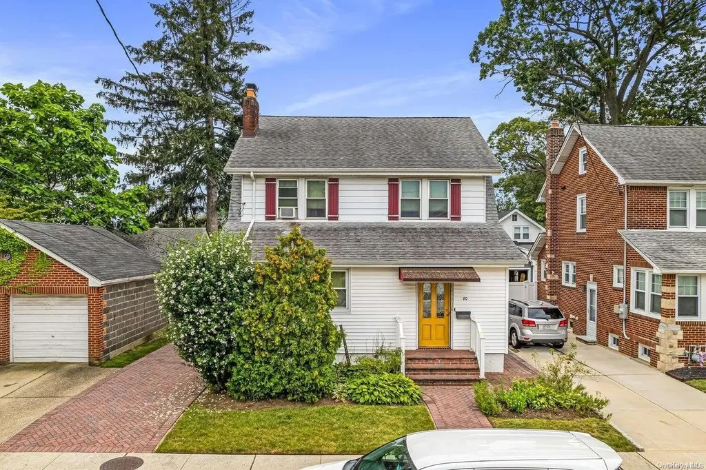 80 E Fairview Avenue Valley Stream NY 11580