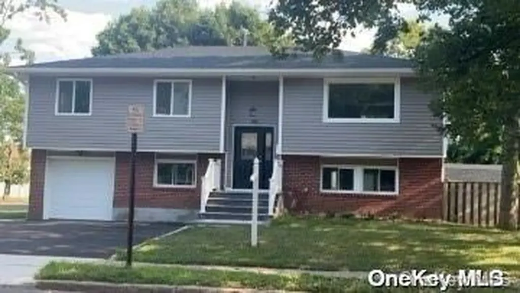 96 Wicks Road Commack NY 11725