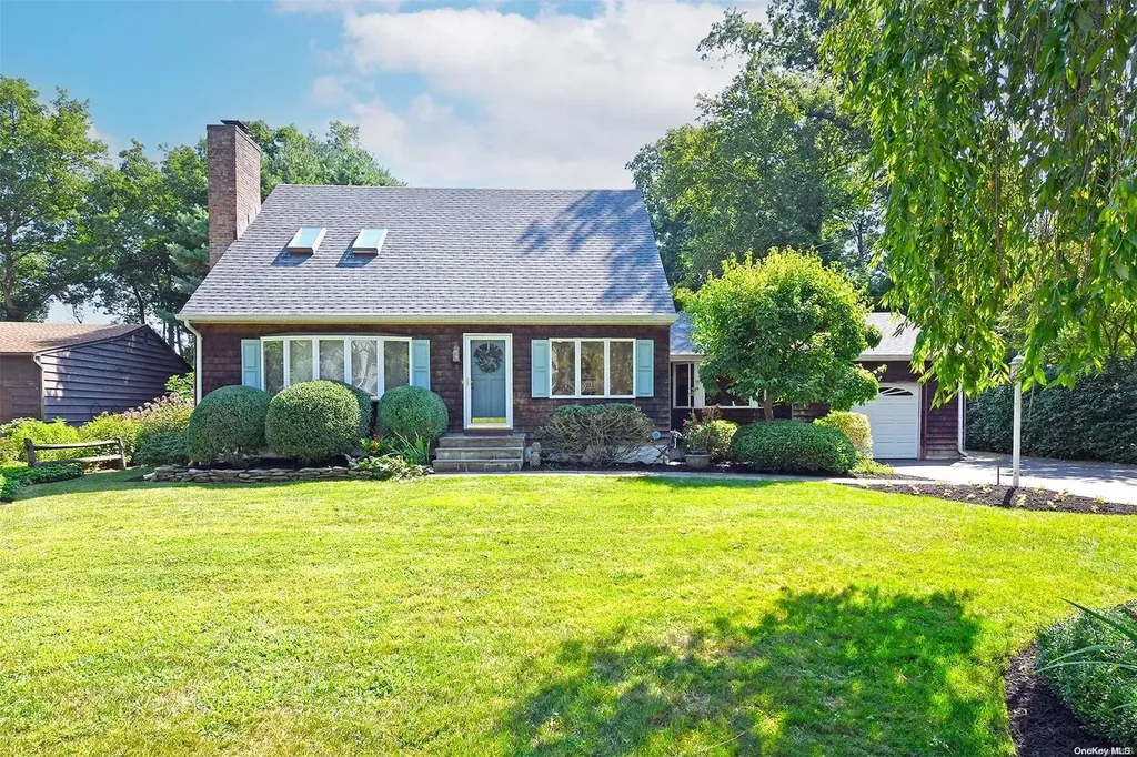 5 Heather Drive Northport NY 11768