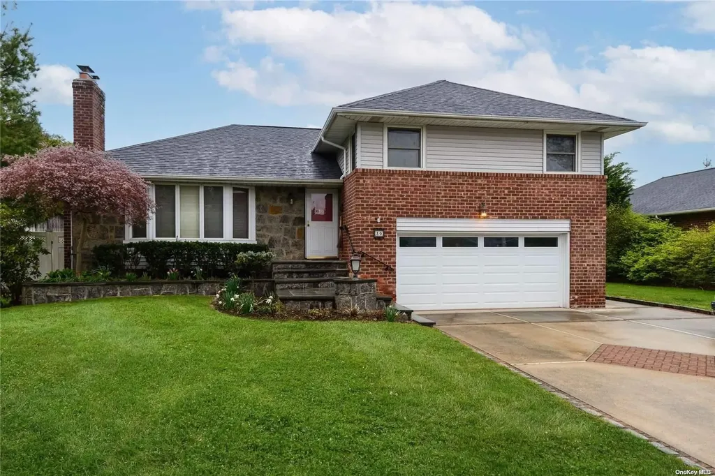 30 Bright Street Westbury NY 11590