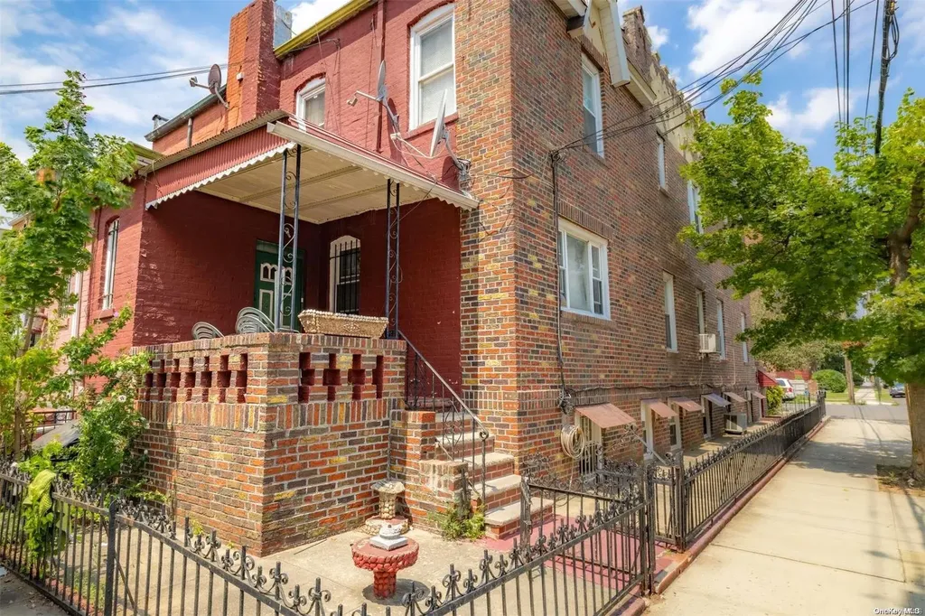 3524 Avenue M Brooklyn NY 11234