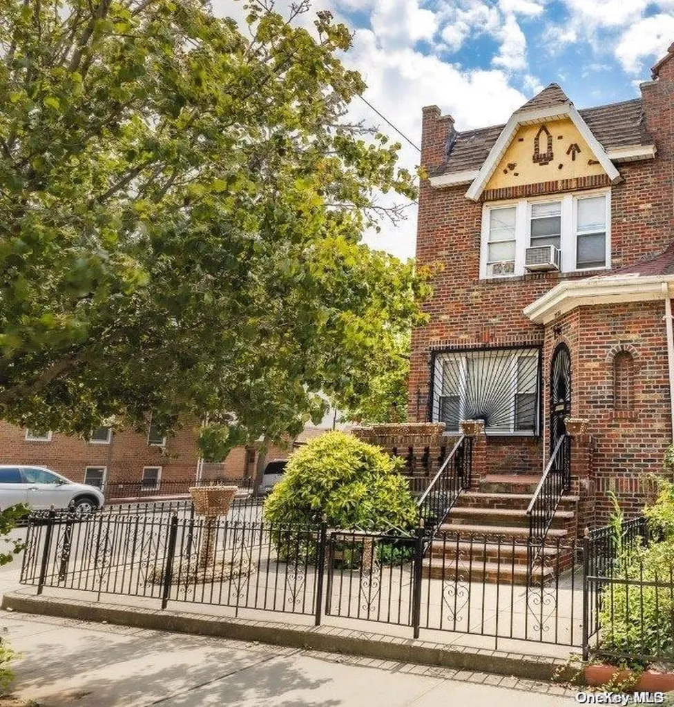 3524 Avenue M Brooklyn NY 11234