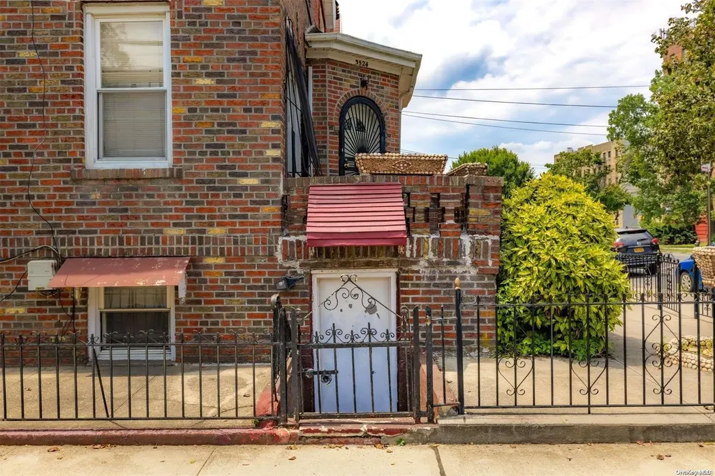 3524 Avenue M Brooklyn NY 11234