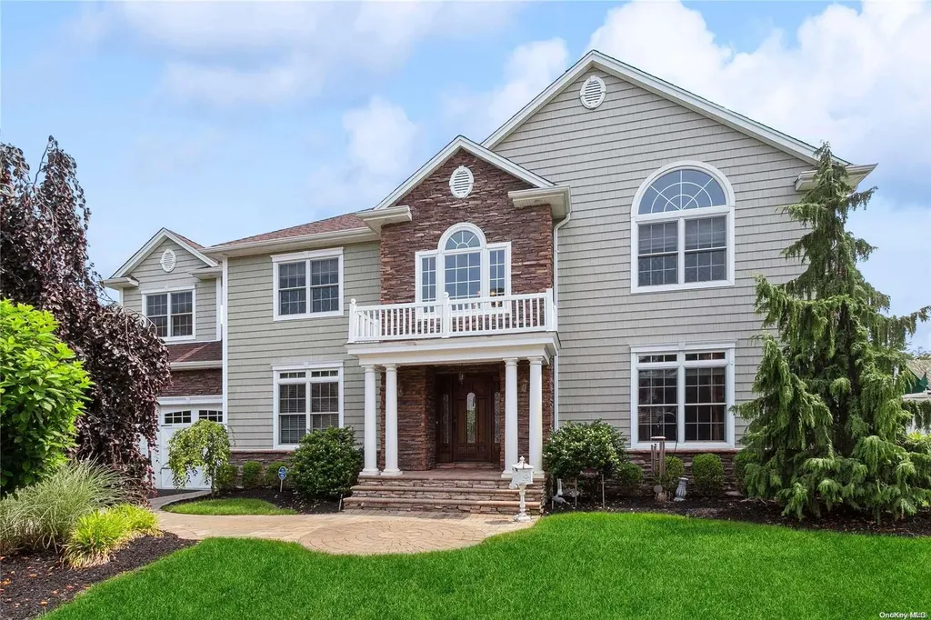 110 Shoreham Road Massapequa NY 11758
