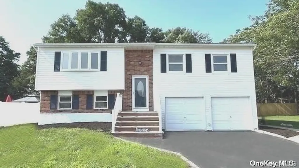 51 Avis Drive Holbrook NY 11741