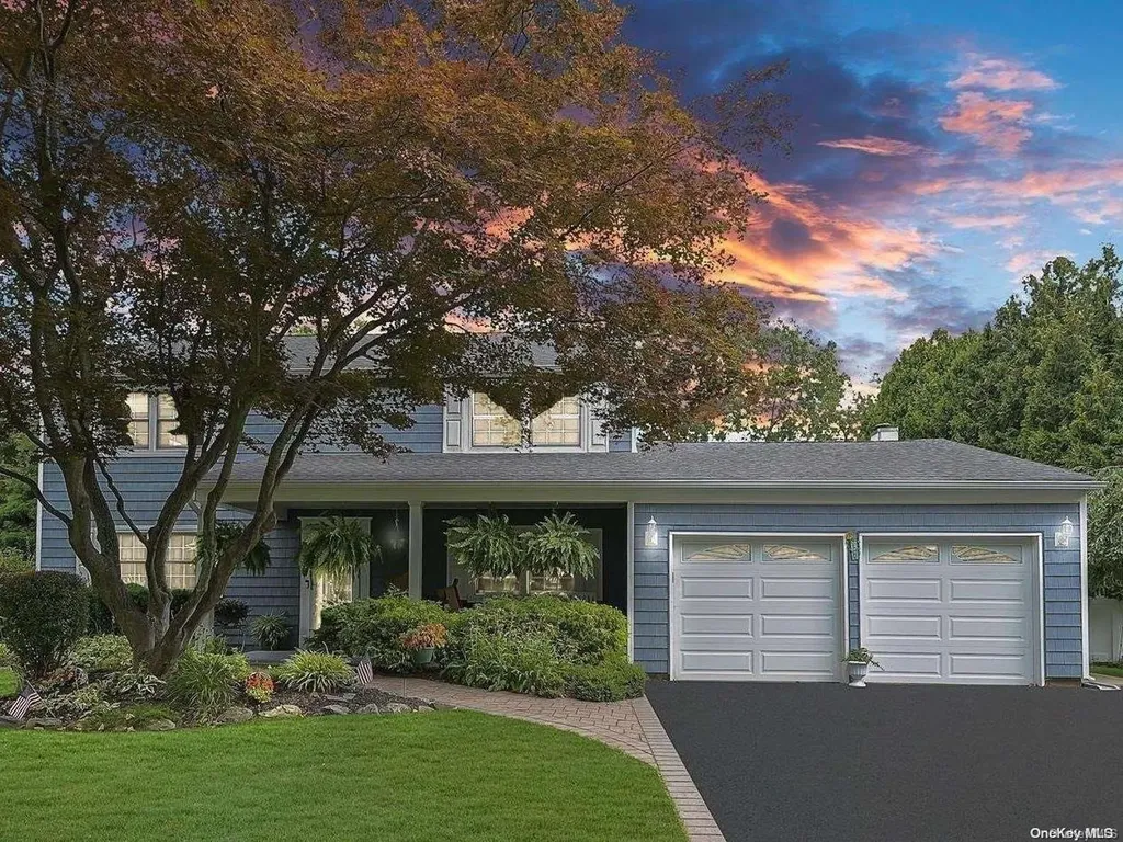 16 Mosshill Place Stony Brook NY 11790