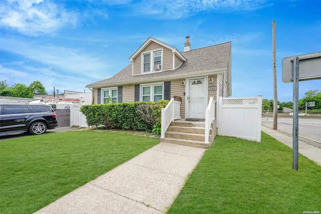 280 Islip Boulevard Islip Terrace NY 11752