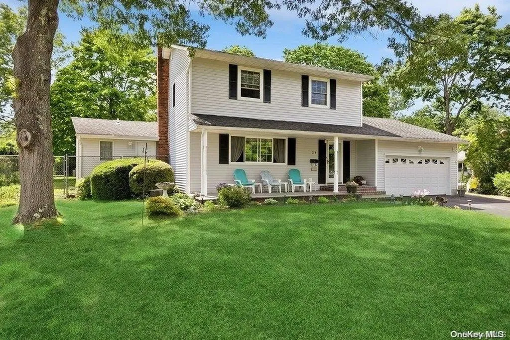 24 Radburn Drive Commack NY 11725