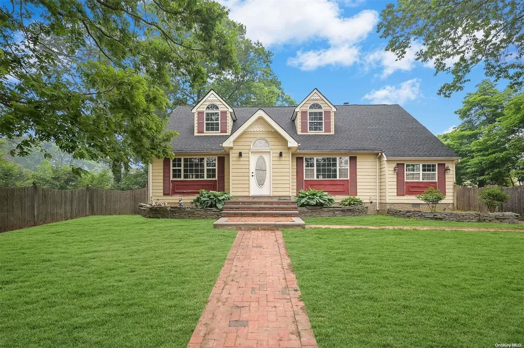65 Lillian Road Nesconset NY 11767
