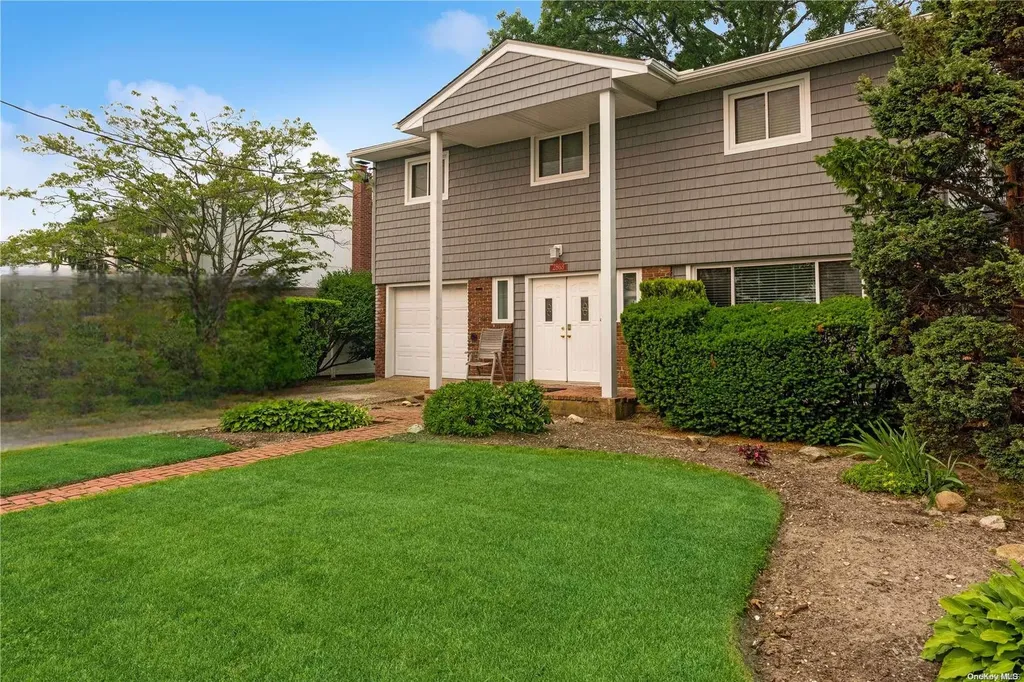 2863 Bellmore Avenue Bellmore NY 11710