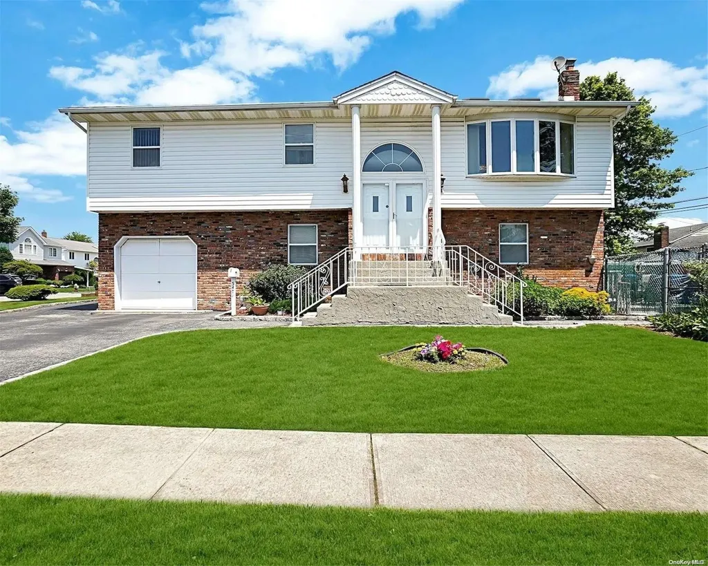 3471 Spring Lane Wantagh NY 11793