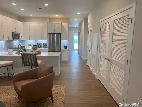 201 Jerusalem Hollow Road Manorville NY 11949