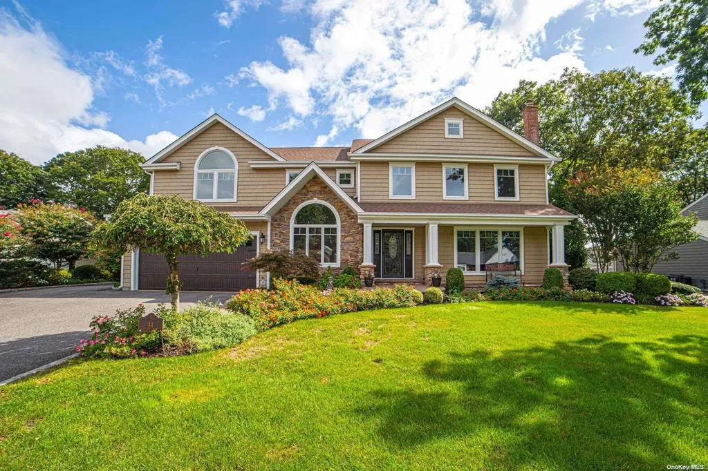 44 Ashford Drive Bohemia NY 11716