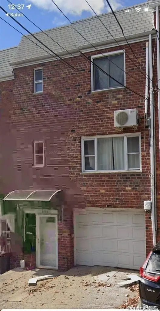 48-42 58th Lane Woodside NY 11377