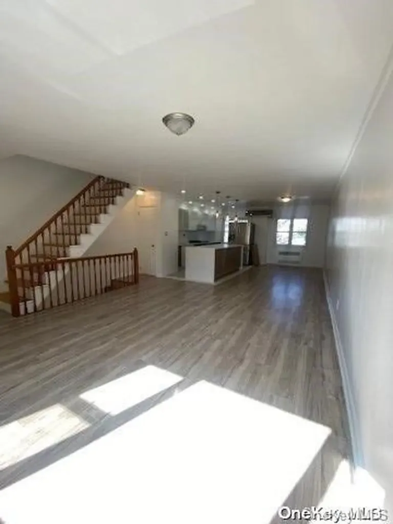 48-42 58th Lane Woodside NY 11377
