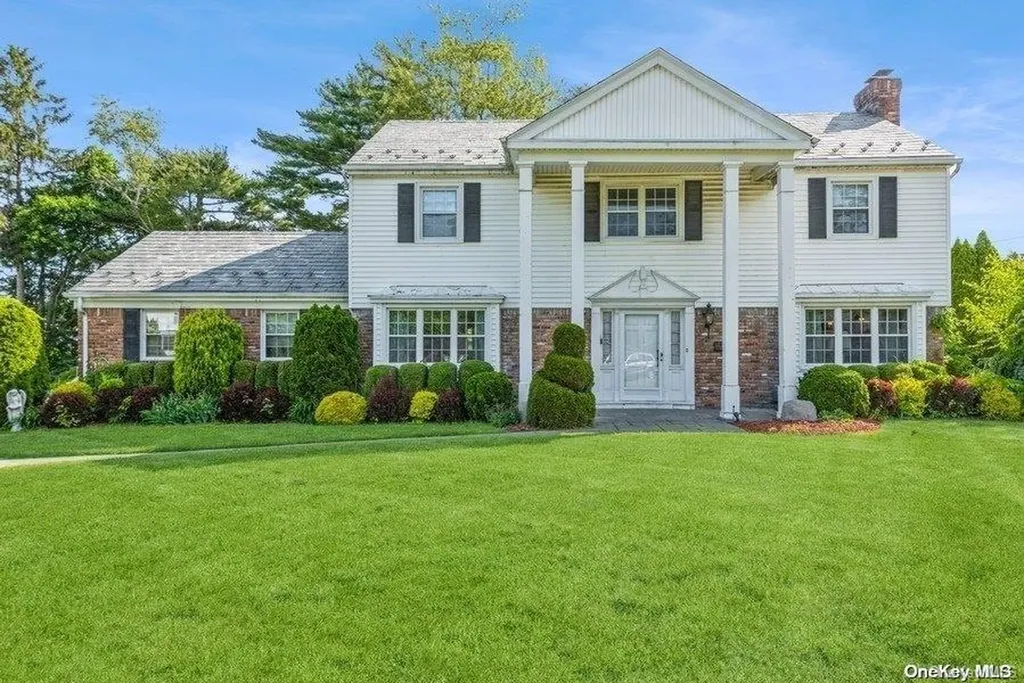 35 Blakelock Road Manhasset NY 11030