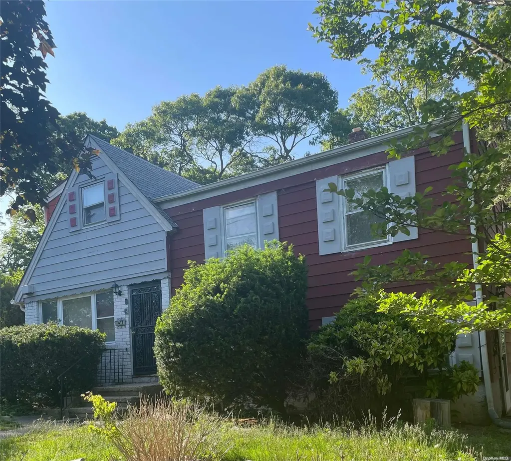 47 Eddy Road Roosevelt NY 11575