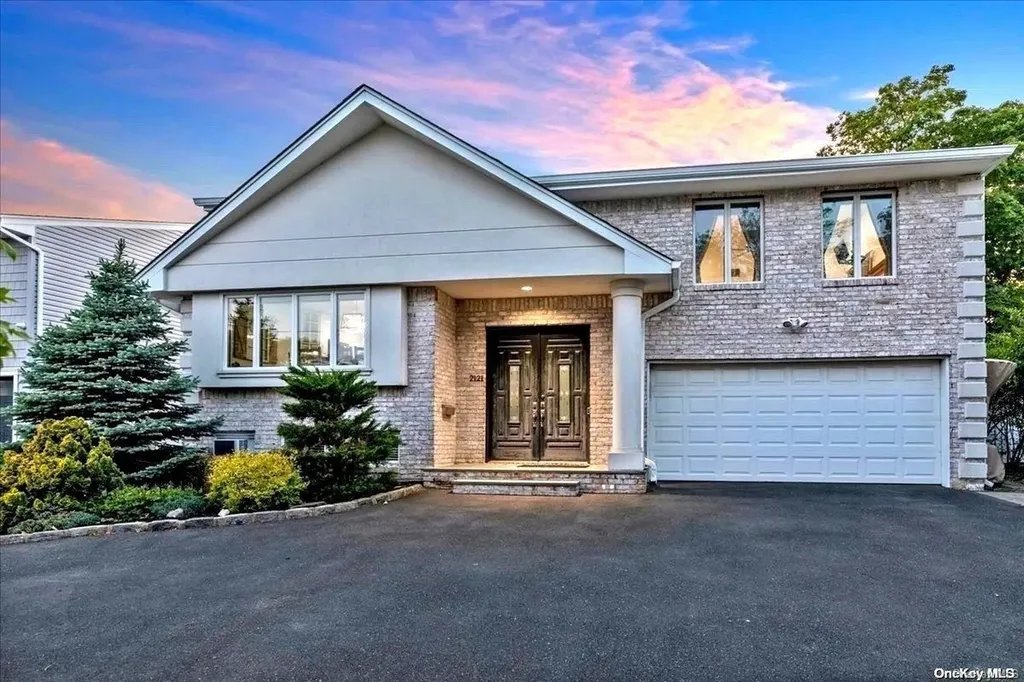 2121 Ellen Drive Merrick NY 11566