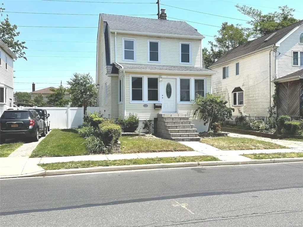 169 Cochran Place Valley Stream NY 11581