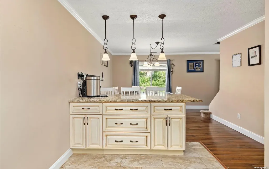 1016 Skyline Drive Coram NY 11727