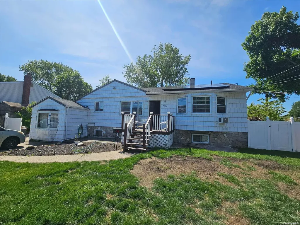 44 Juniper Street Central Islip NY 11722
