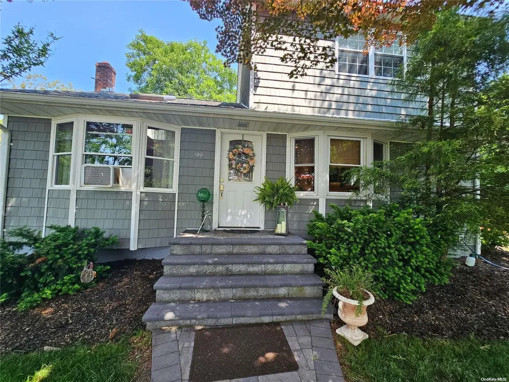 99 Canaan Lake Drive Patchogue NY 11772