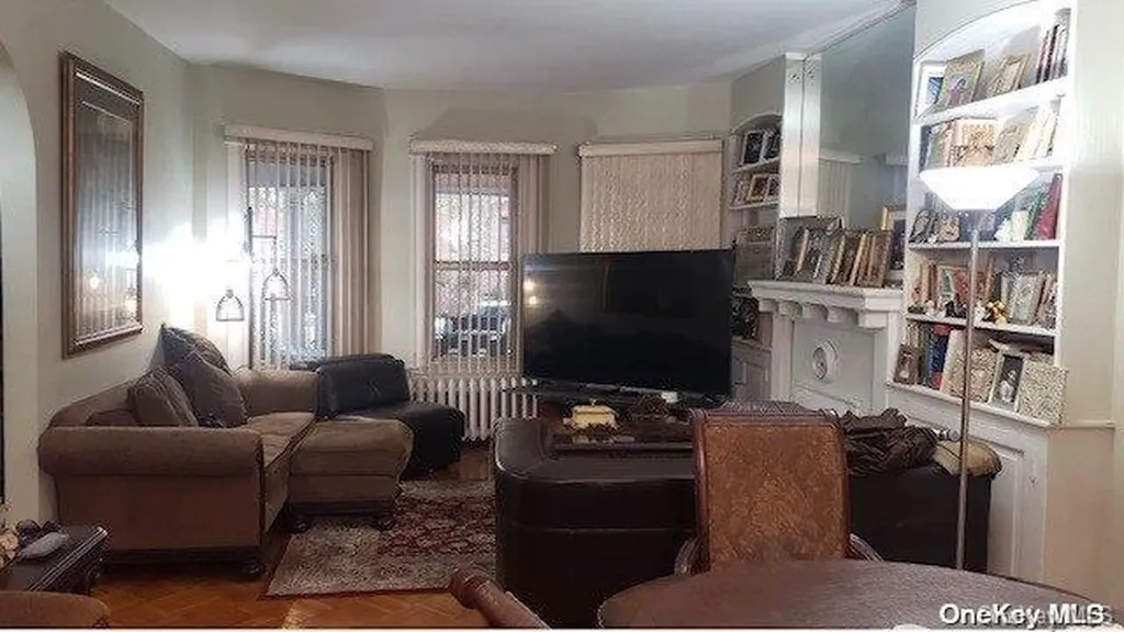 408 Beverley Road Brooklyn NY 11218