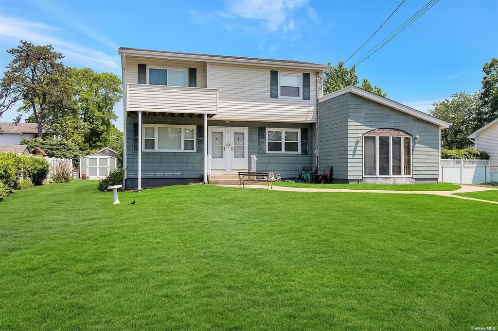 20 Tellar Drive Islip Terrace NY 11752
