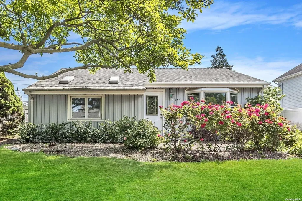 4167 Harriet Road Bethpage NY 11714
