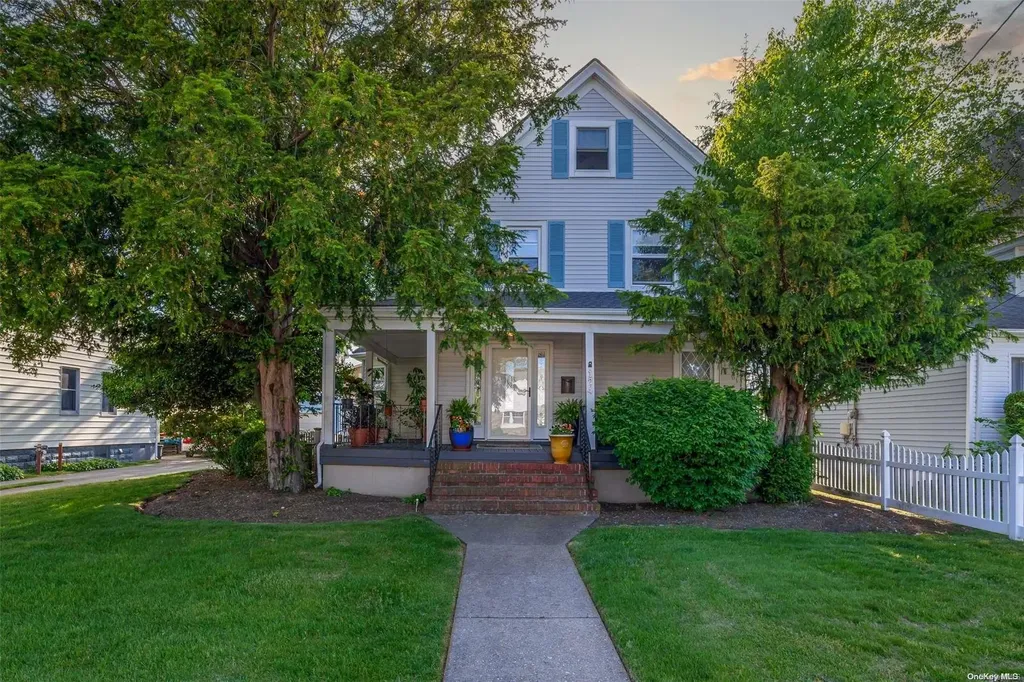 174 Miller Avenue Freeport NY 11520