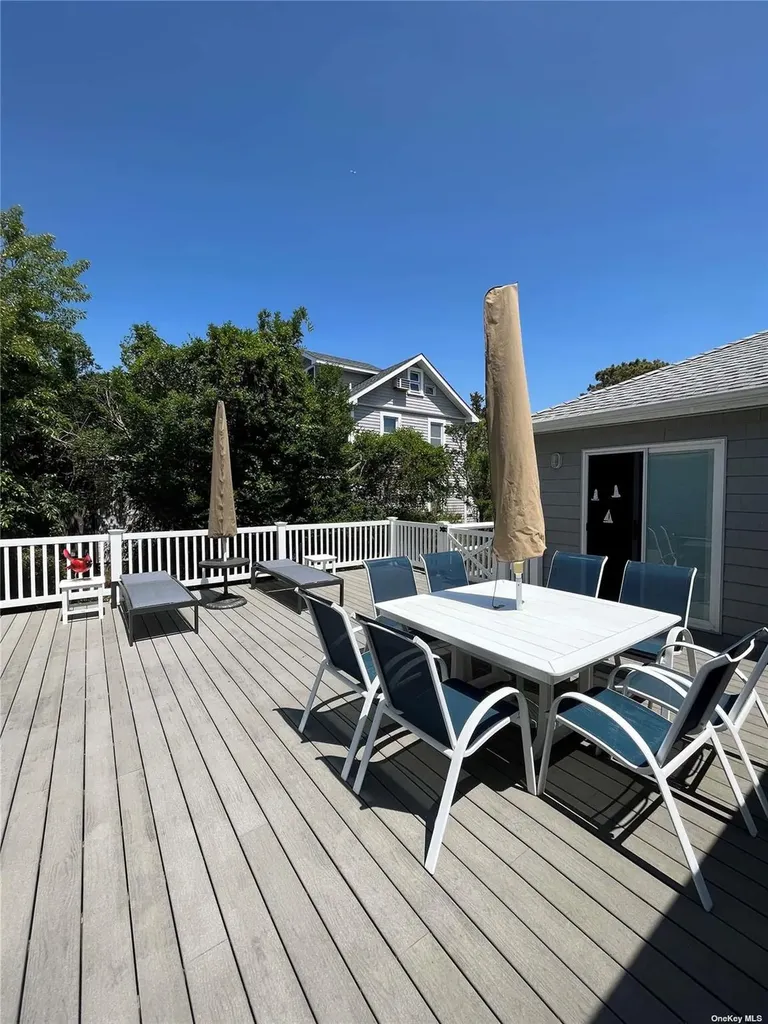 45 Beachwold Seaview NY 11770